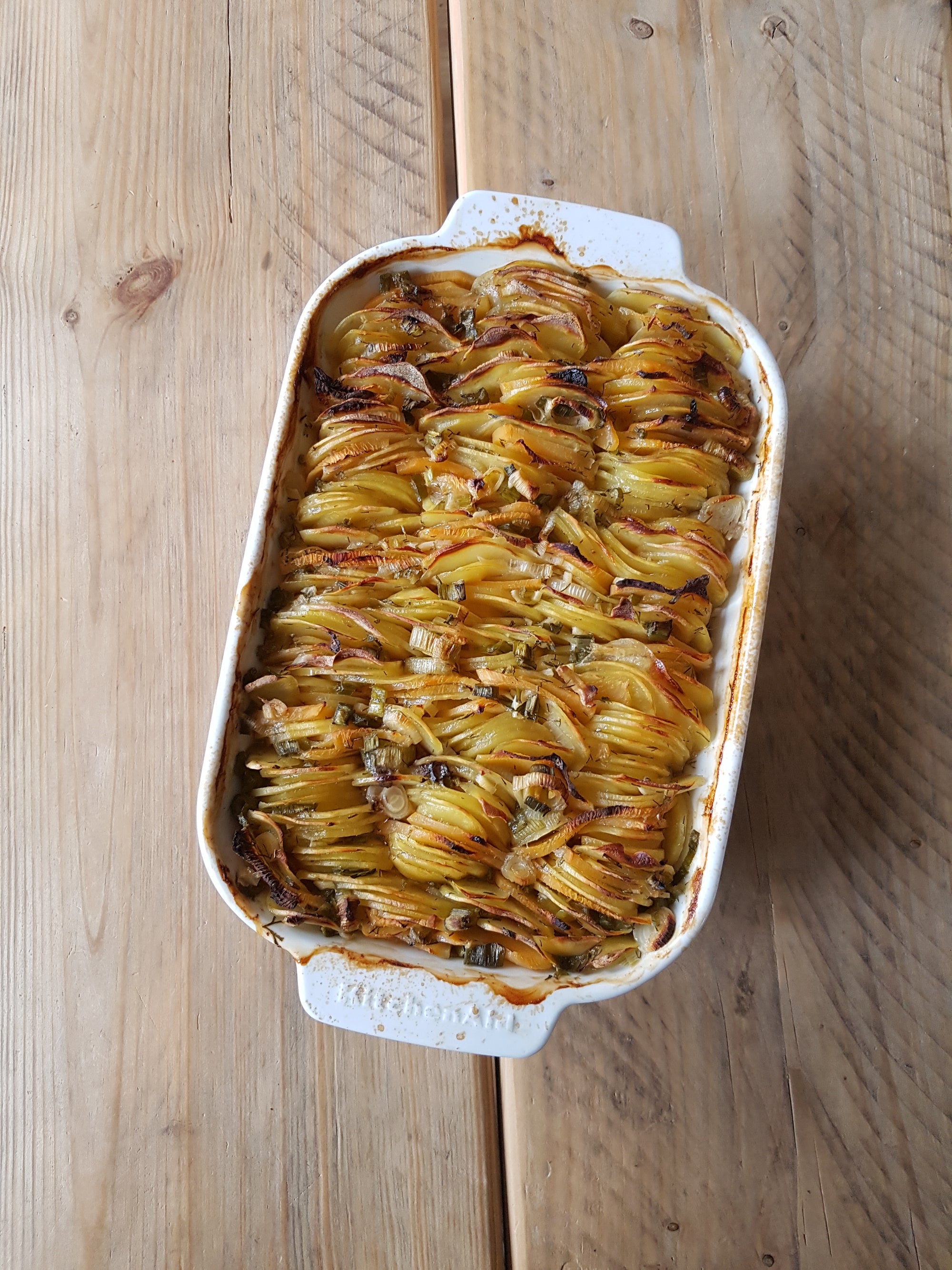 Duftendes Kartoffelgratin mit Meersalz & Steckrübe -  by cookthebooth  🥔 🐓